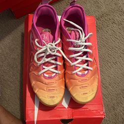 Women’s Nike vapor Max Size 9.5 $90