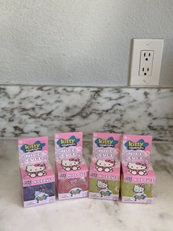 Hello kitty squishy