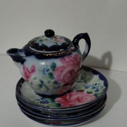 ANTIQUE NIPPON HAND PAINTED PORCELAIN SET - S91