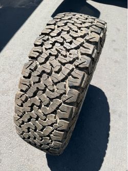(1) 265/75R16 BFGoodrich All Terrain