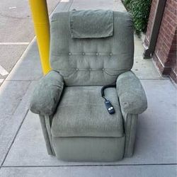 Lift Power recliner chair