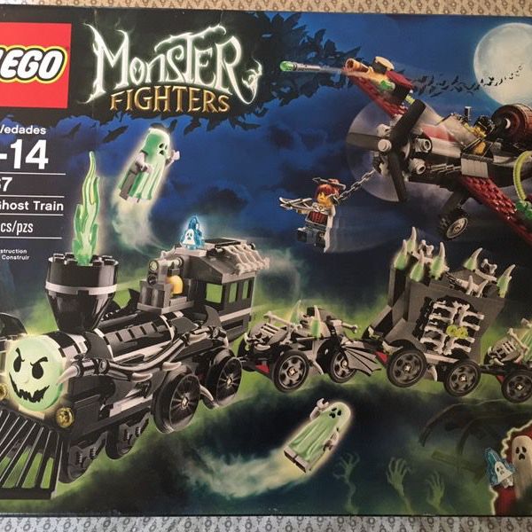 faldskærm falanks Praktisk LEGO Monster Fighters Ghost Train 9467 for Sale in Oakland Park, FL -  OfferUp