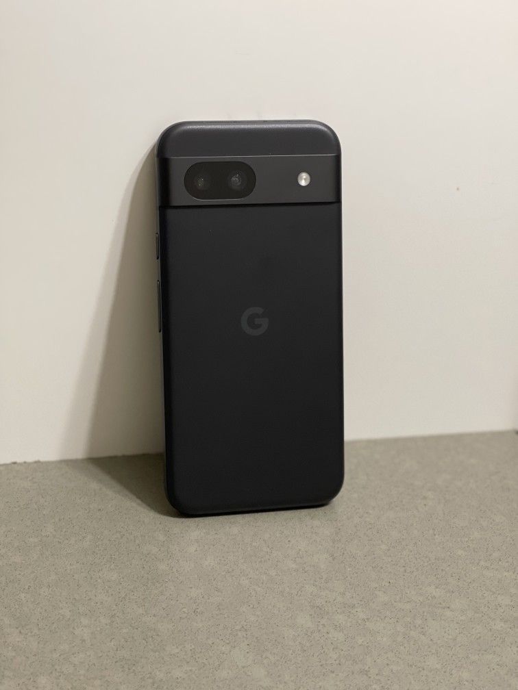 Google Pixel 8a 128GB like now no issue at all
