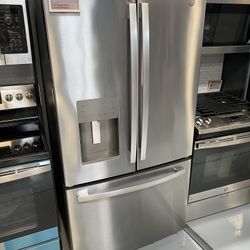 GE Stainless Steel ENERGYSTAR 25.7 Cu. Ft. French Door Refrigerator 