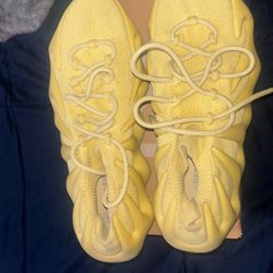 YEEZY 450 SULFUR
