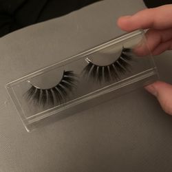Eyelashes $3 
