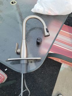 Kitchen faucet