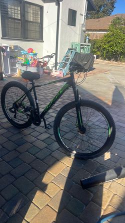 Schwinn mountain bike