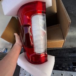 Left Driver Side LED Tail Light Assembly Compatible with Ford F250 F350 F450