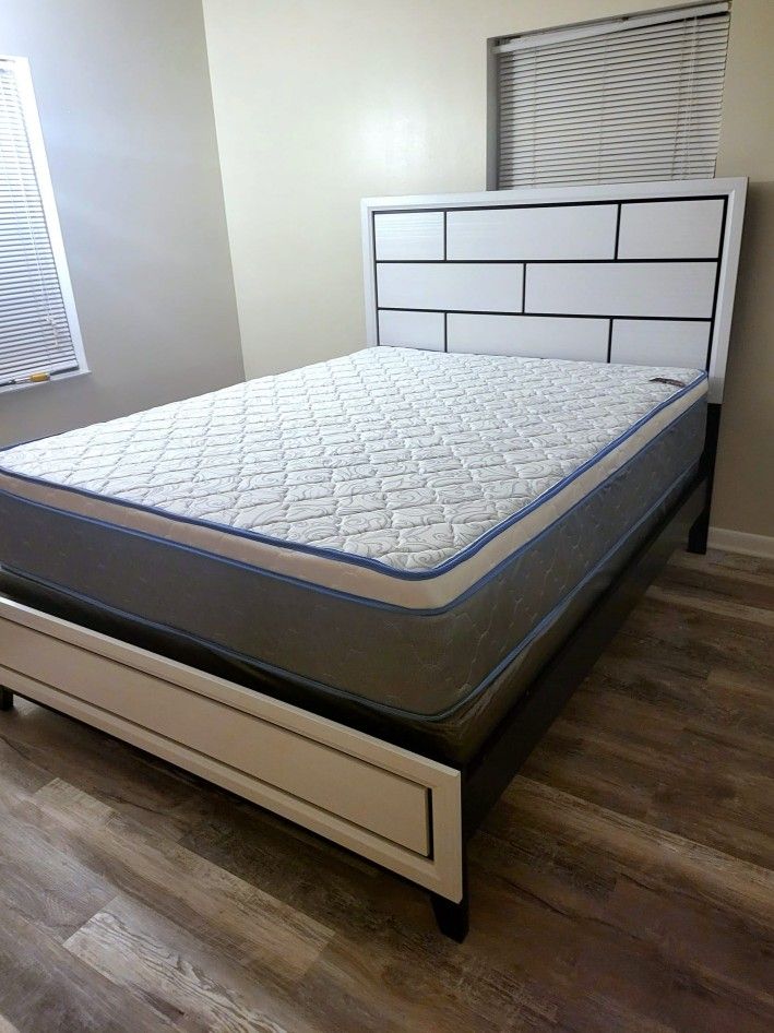 NEW QUEEN PILLOW TOP MATTRESS WITH BOX SPRING