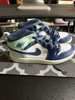 Jordan 1 Mid GS Mystic Blue Mint Leather Athletic 