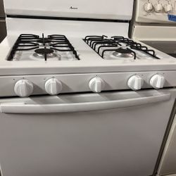 Amana Gas Stove 