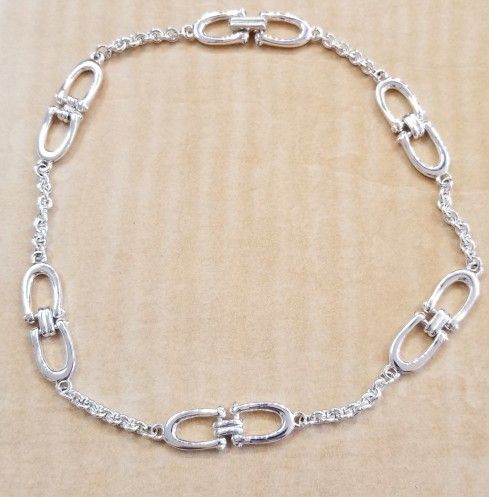 Silver Plated Horse Shoe Link Chocker