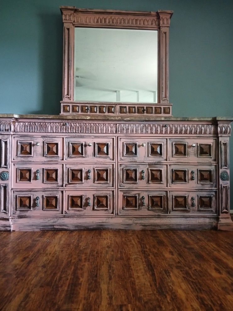 Ornate King Dresser w/mirror / nightstand