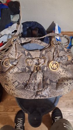 Women's purse