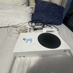Xbox series S and a controller 