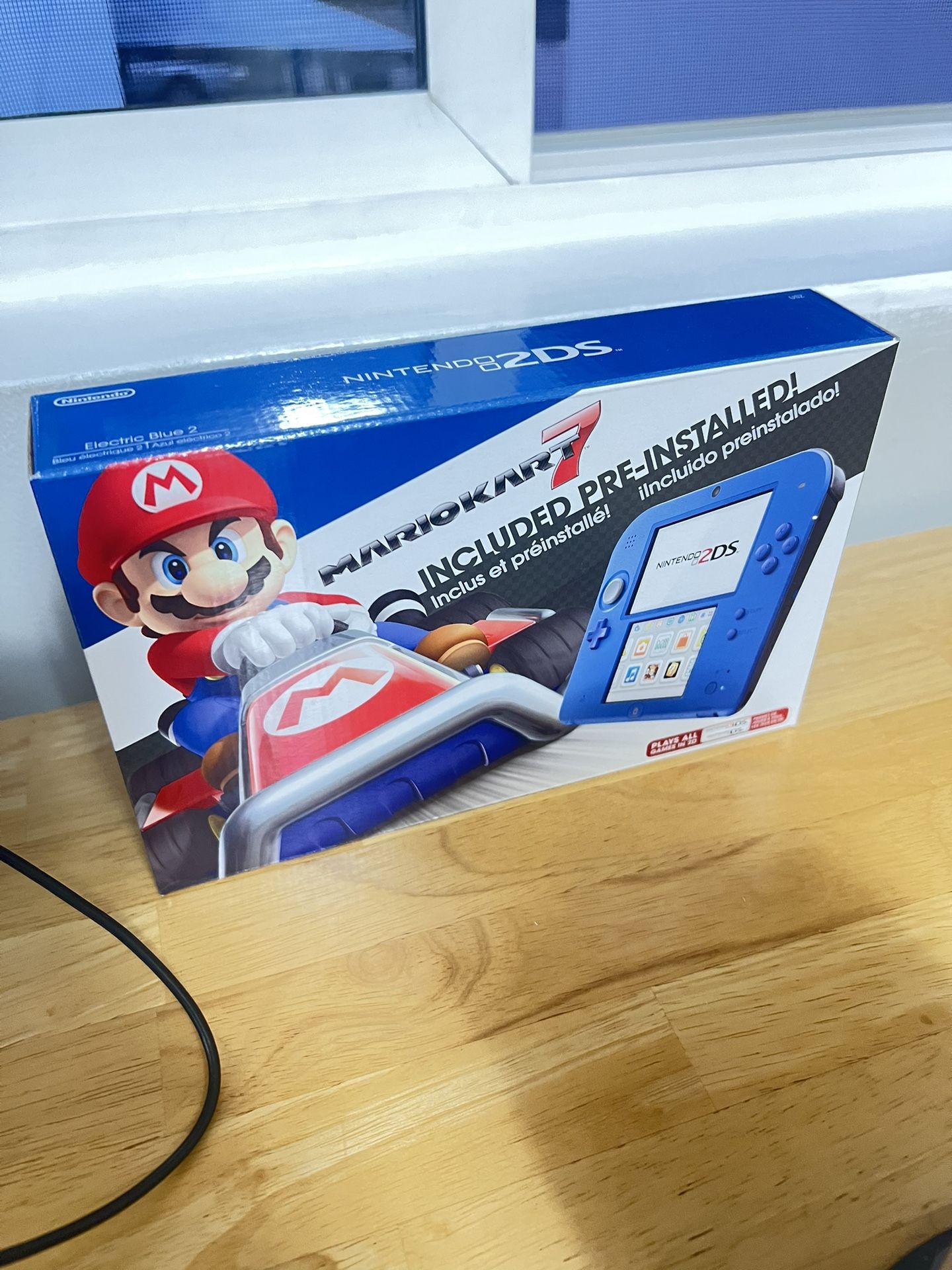 Brand new Nintendo 2DS with Mario kart 7
