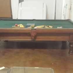 Pool table