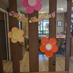 Two Groovy Party Decor