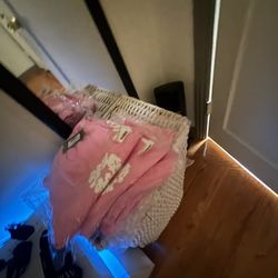 Cotton Wreath Sweatshorts Pink S / Pink