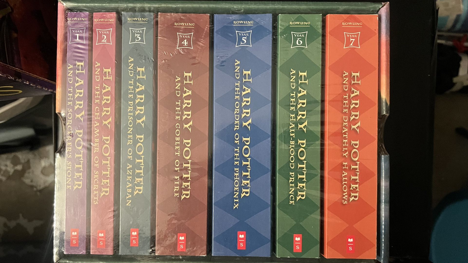 Harry Potter - Complete Paperback book Series by JK Rowling