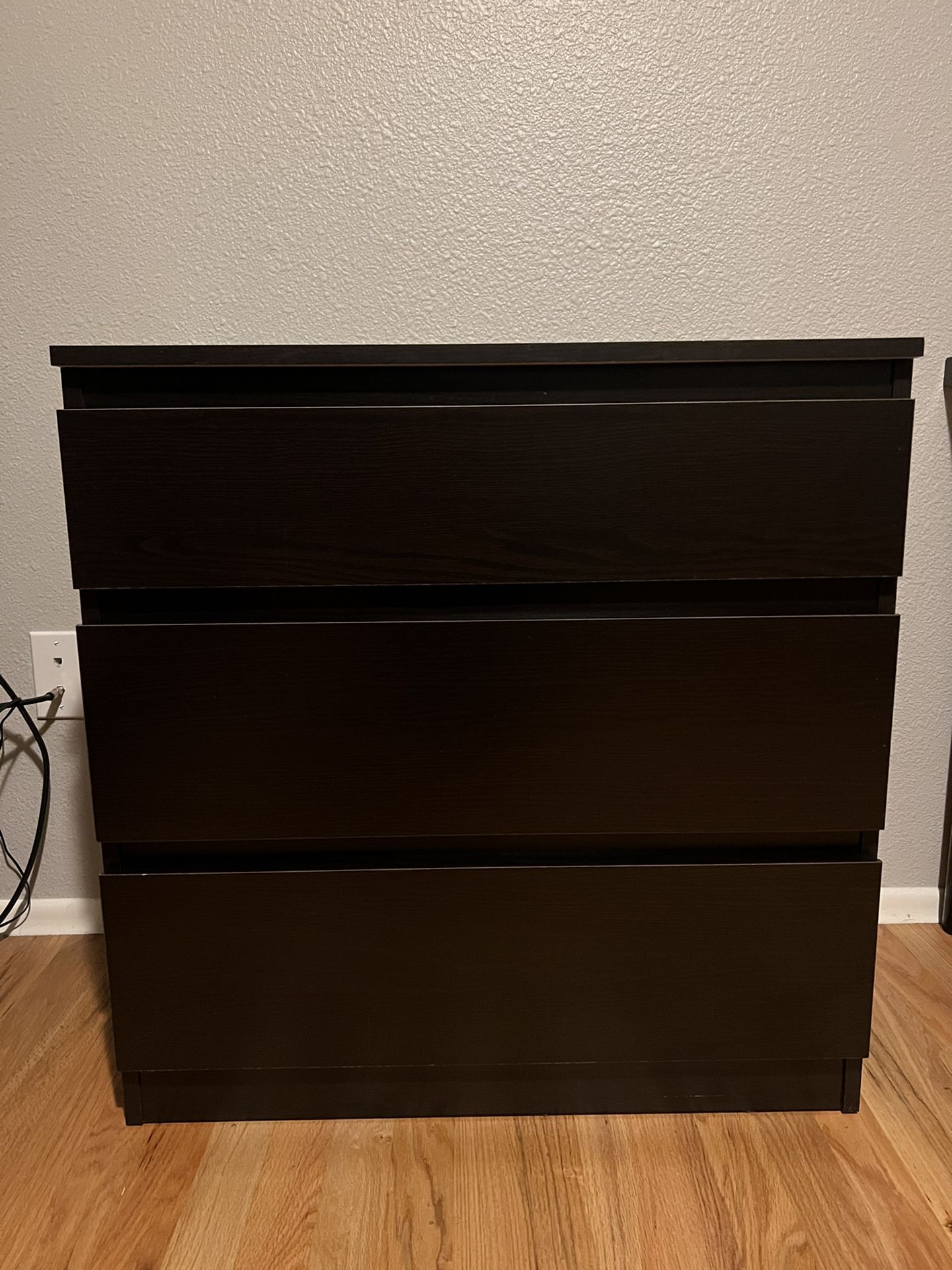 *PENDING PICKUP* IKEA dresser