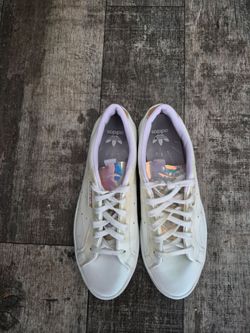 Adidas tenis numero 8- 9 para mujer