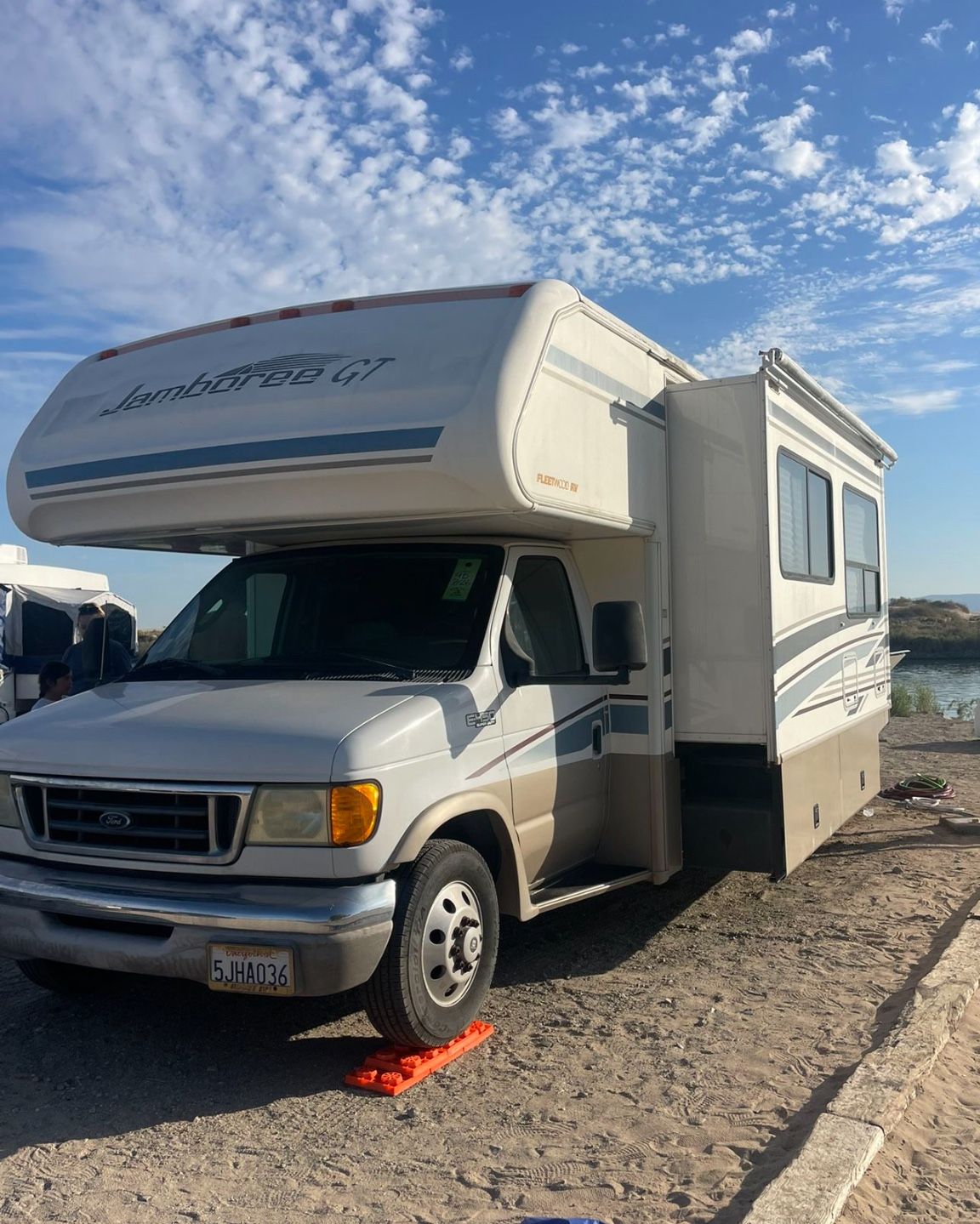 2002 Ford Fleetwood Jamboree
