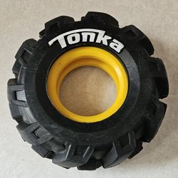 Tonka Seismic Tread Dog Toy with Interactive Feeder, Lightweight, Durable and Water Resistant


