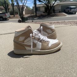 Jordan 1 Mid Tan Gum