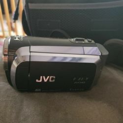 New JVC Camcorder Model:GZ-HM200 Dual SD High-Def Camcorder (Black)