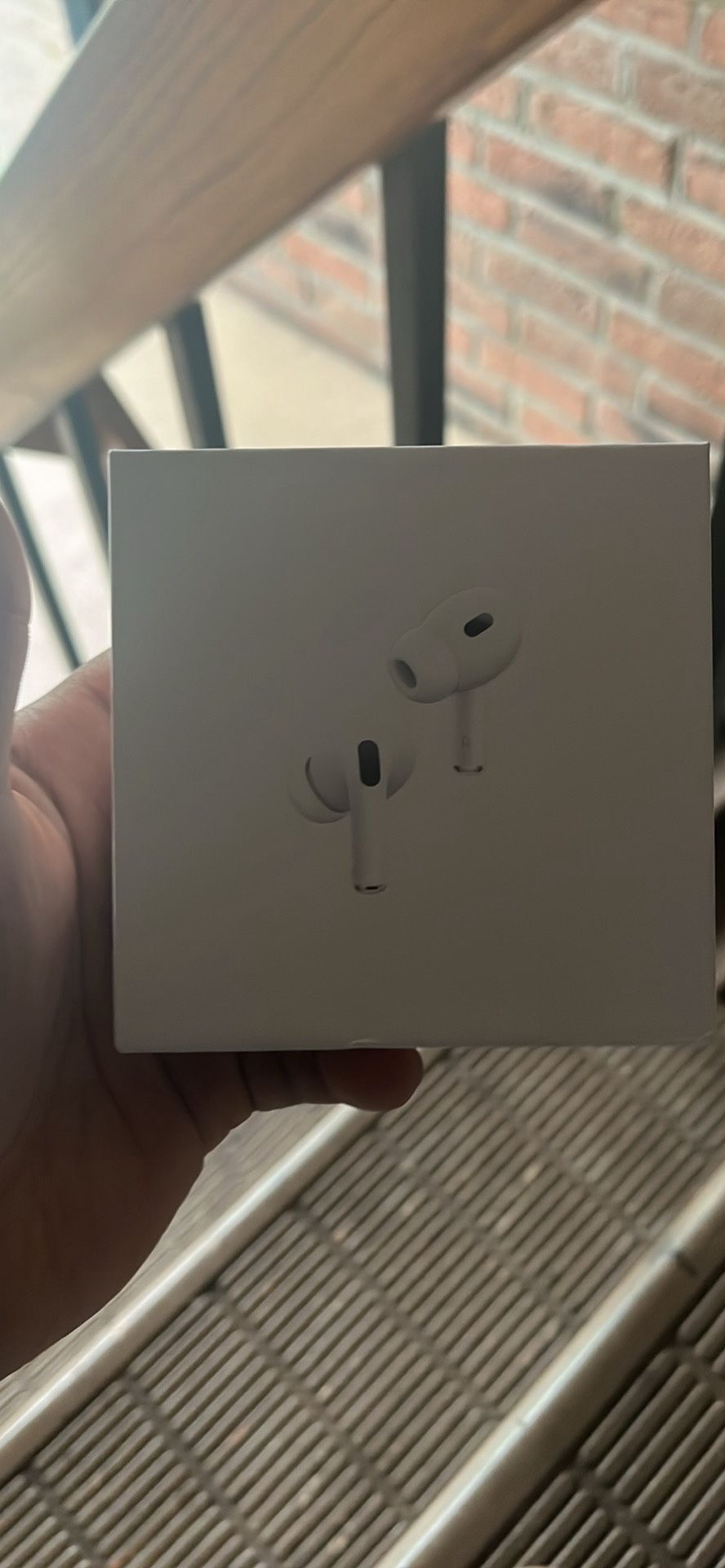 AirPods