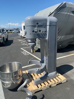 Commercial Hobart Mixer 140 Quart V1401 Restaurant Equipment