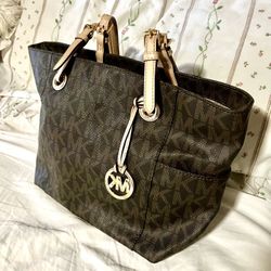 Mk Tote Bag Like New