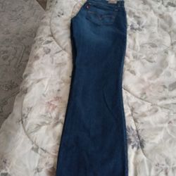 Too. superlow 524 Jeans Levis Size 11 Women