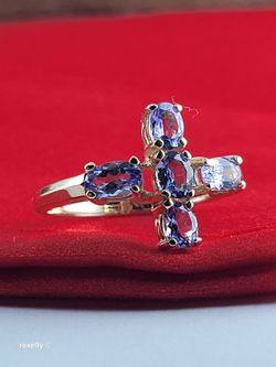 10K Yellow Gold Cross-Shaped Tanzanite Gemstone Ring Size 4.75 - Solid Gold!/ Anillo de Oro en forma de Cruz con Tanzanitas! 👌🎁Post Tags: 10K 14K
