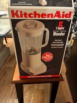 KitchenAid 5-Speed Blender – Brand New in Original Box