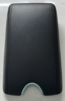 2008 2009 2010 2011 2012 Infiniti EX35 Armrest / Center Console Lid Black