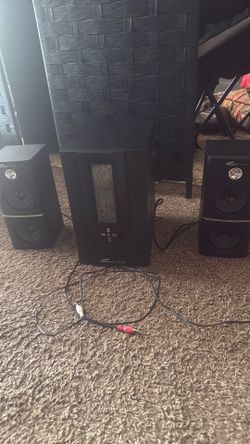 Eagle Aron speakers