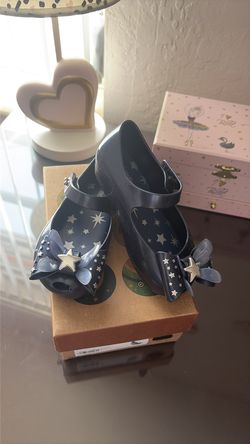 Mini Melissa size 8 new