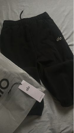 Alo sweats