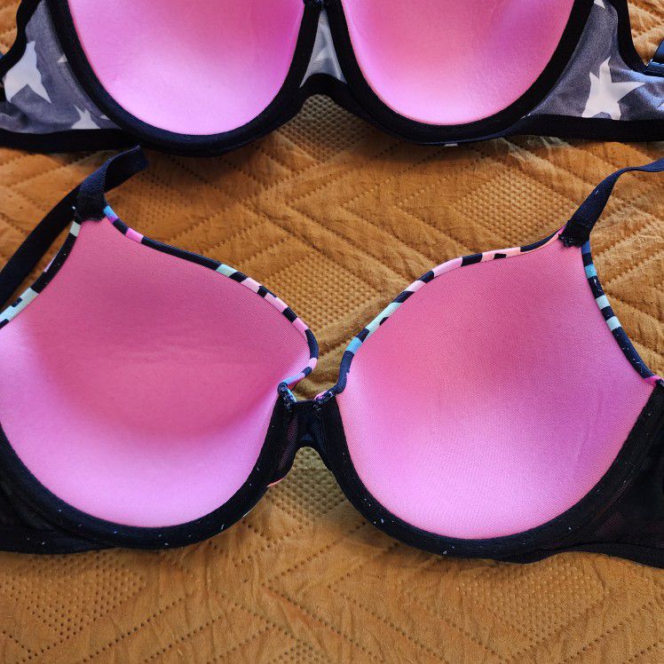 3 Victoria Secret / pink Bra Bundle (32DD) for Sale in Orland Park, IL -  OfferUp