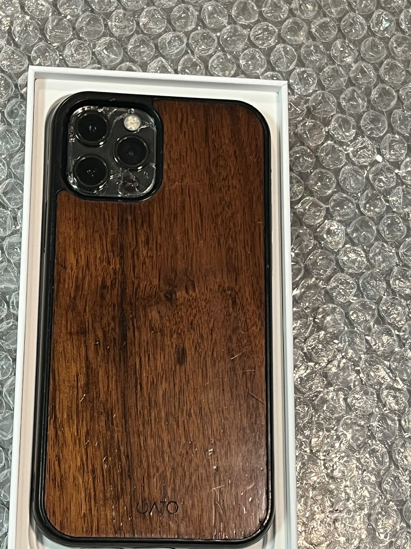 iPhone 12 PRO UNLOCKED