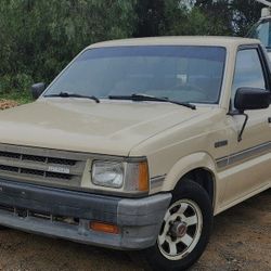 87 B2000 Mazda