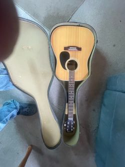 CARLOS 1980’S ACOUSTIC GUITAR