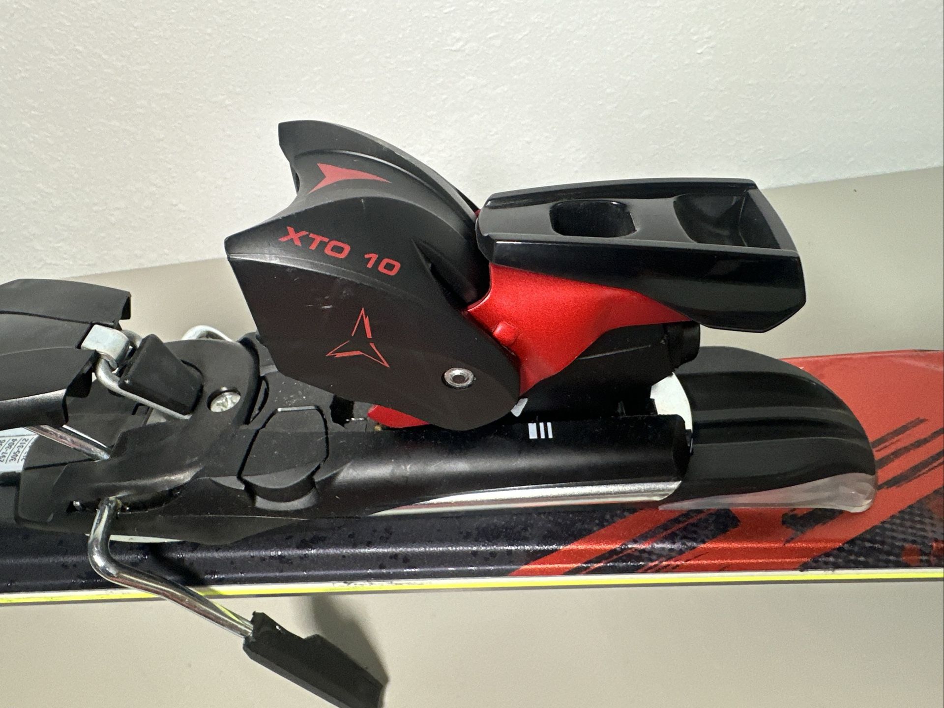 スキー ATOMIC NOMAD SMOKE 157cm ATOMIC アトミック NOMAD SMOKE 157cm スキー板 - メルカリ