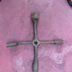 Antique, Walden Worcester, 