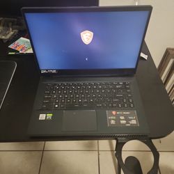 Laptop Gaming GE66 Raider MSI Extra Items(monitor,mousepad,backpack,base,2tb SSD Samsung)