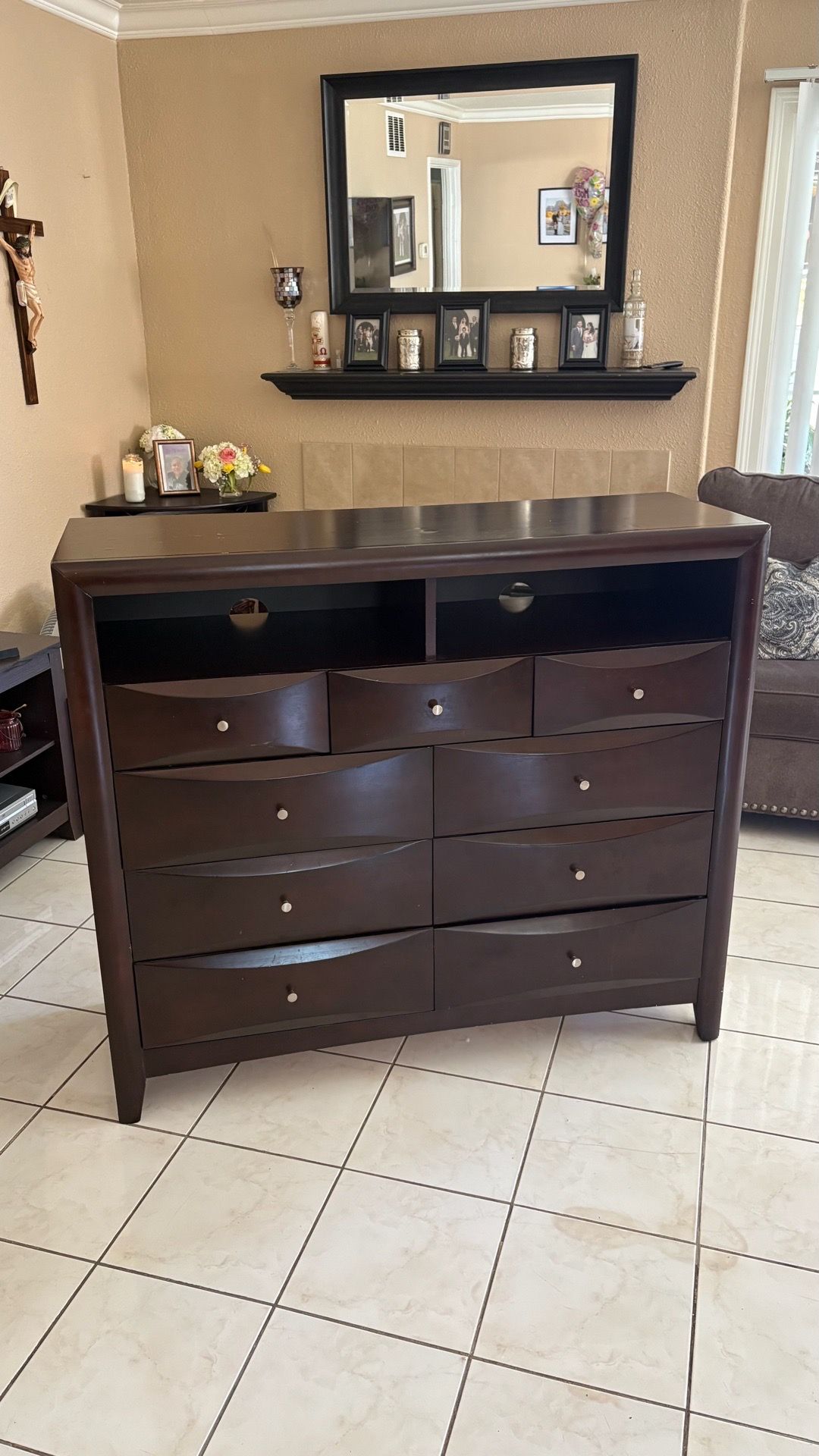 Dresser for Bedrooms