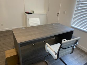 Desk And 2 Chairs Price Cut Now $295
